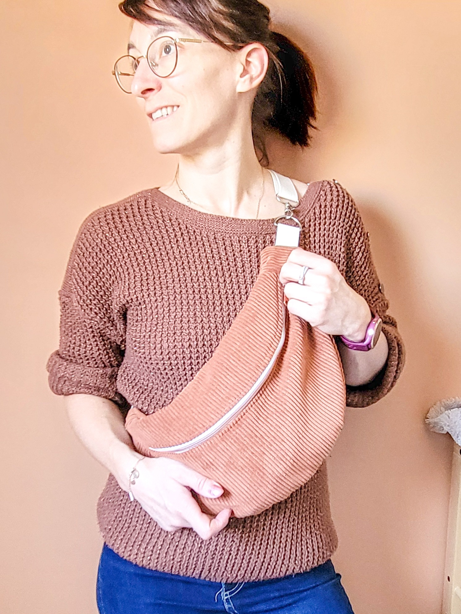 Sac banane en velours côtelé rouille marron